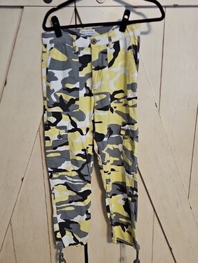 Urban Outfitters Camo Cargo Pants